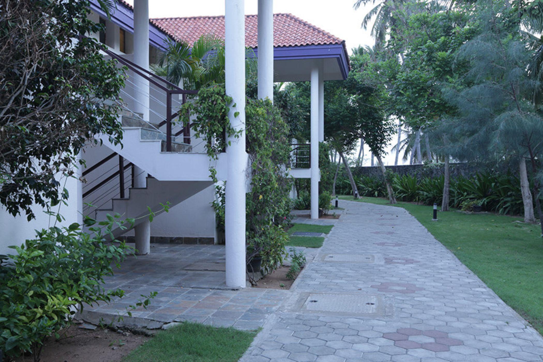 Radisson Resort Pondicherry Bay エクステリア 写真